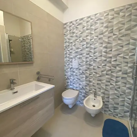 別荘 La Casa Al Mare ペスキチ